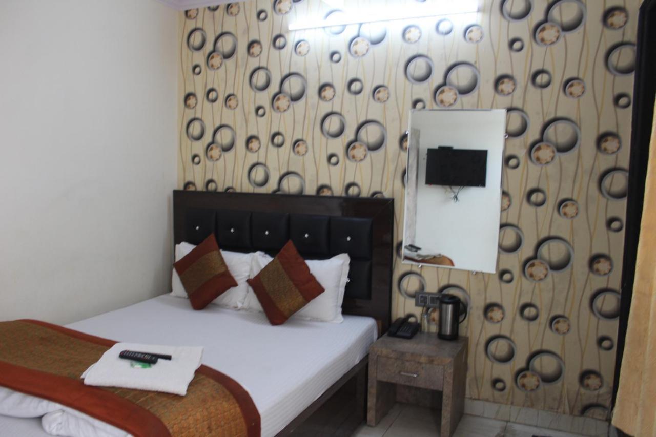 Hotel Marwari@New Delhi Railway Station Eksteriør bilde